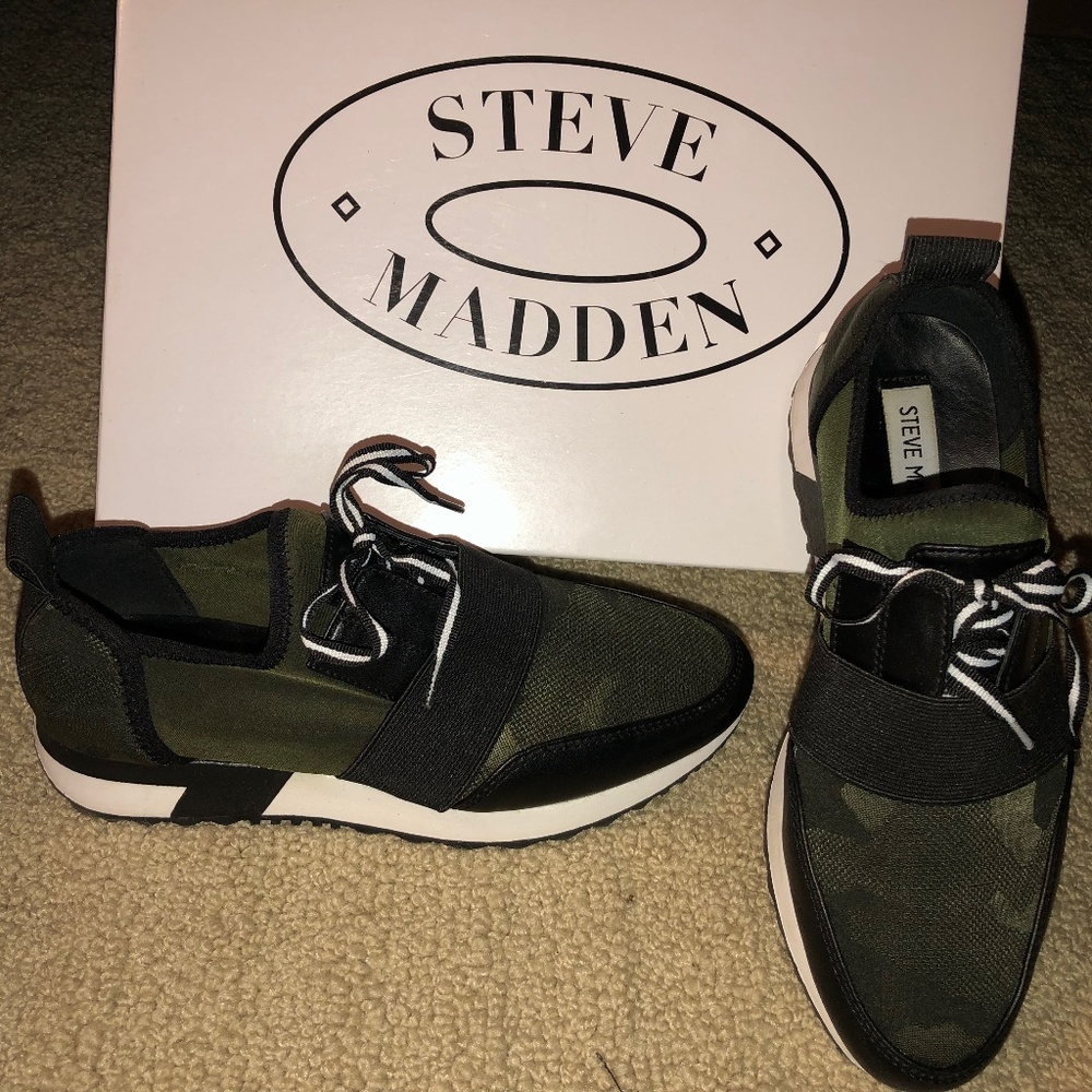 Steve Madden sneakers